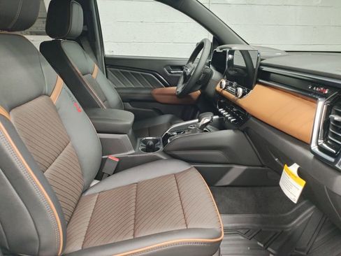 New 2026 GMC Canyon AT4 w/ Technology Plus Package image 7