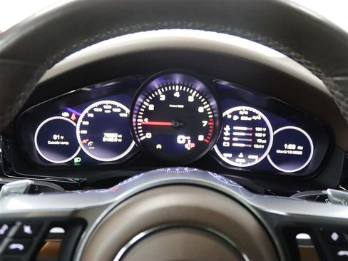 Used 2019 Porsche Cayenne AWD/4WD image 36