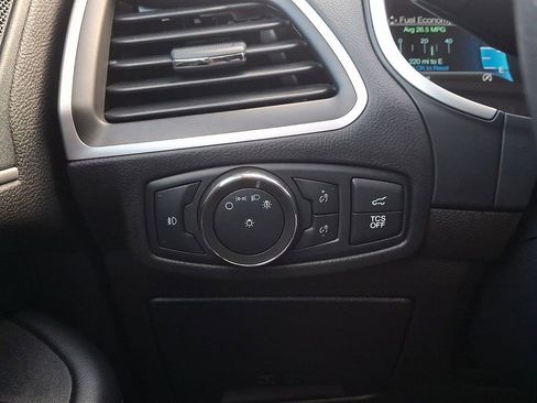 Certified 2021 Ford Edge SEL w/ Convenience Package image 23