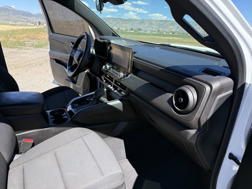 Used 2024 Chevrolet Colorado Trail Boss w/ Technology Package AWD/4WD image 38