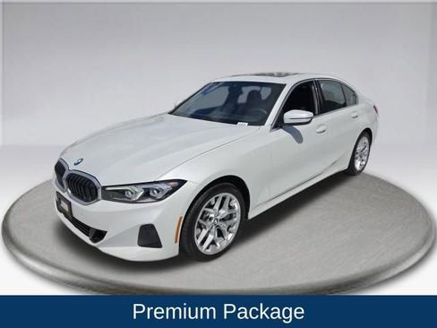 Used 2025 BMW 330i Sedan image 17