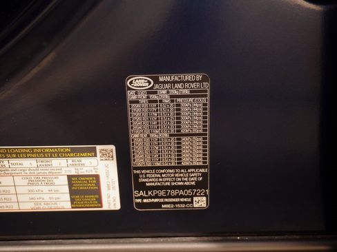 Used 2023 Land Rover Range Rover SE image 39