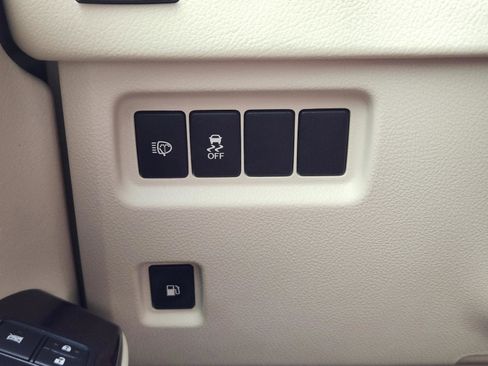 Used 2018 Lexus GX 460 Premium image 19