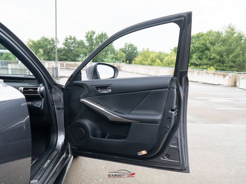 Used 2016 Lexus IS 300 AWD w/ F Sport Package image 43