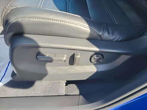 Used 2020 Honda CR-V EX-L image 16