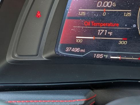 Used 2021 Chevrolet Corvette Stingray Preferred Cpe w/ Z51 Performance Package image 23