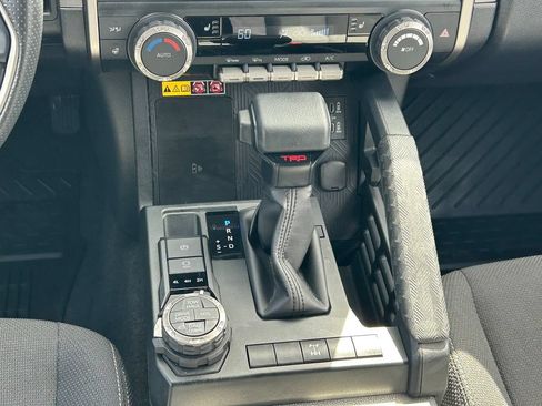 Certified 2025 Toyota 4Runner TRD Off-Road AWD/4WD image 21