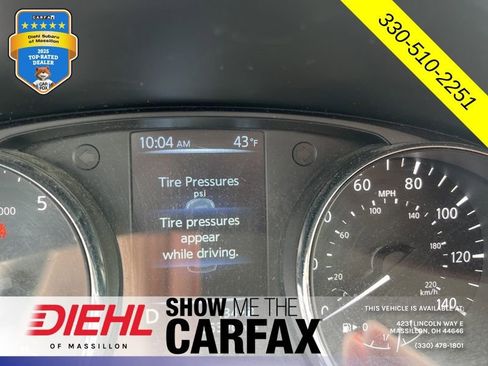 Used 2017 Nissan Rogue SV w/ Midnight Edition Package image 25