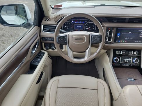 Used 2021 GMC Yukon Denali AWD/4WD image 20