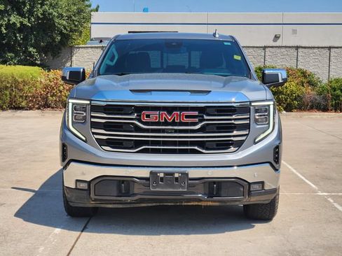 Used 2024 GMC Sierra 1500 SLT AWD/4WD image 2