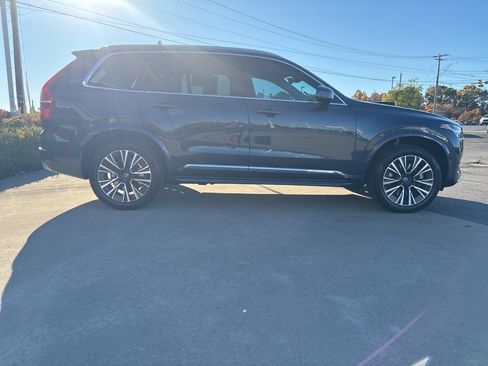 Certified 2022 Volvo XC90 T8 Inscription Expression w/ Climate Package image 3