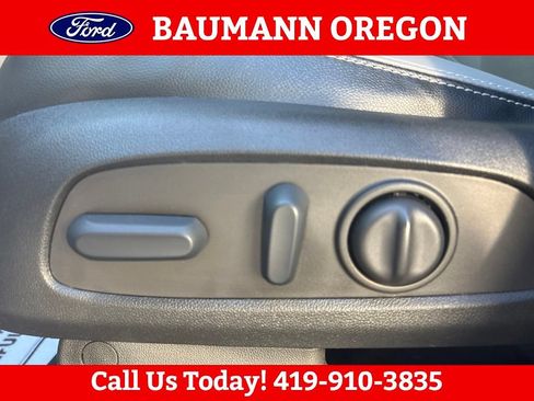 Used 2022 GMC Terrain SLT w/ LPO, Floor Liner Package FWD image 17