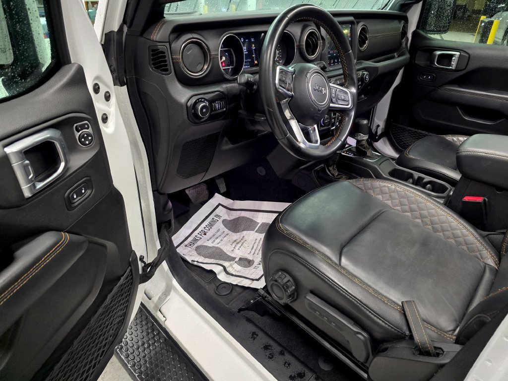 Used 2021 Jeep Wrangler Unlimited Sahara AWD/4WD image 17