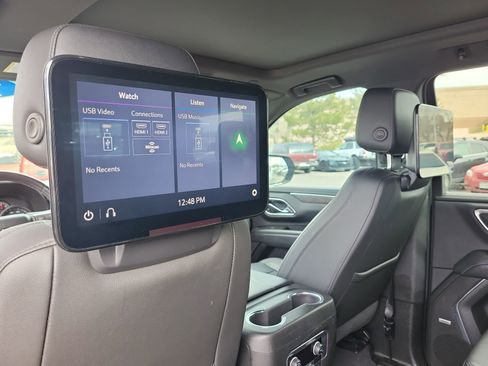 Used 2021 Chevrolet Tahoe Z71 w/ Rear Media and Nav Package image 30