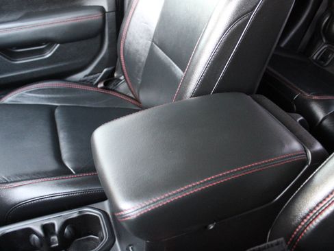 Certified 2020 Jeep Gladiator Rubicon image 31