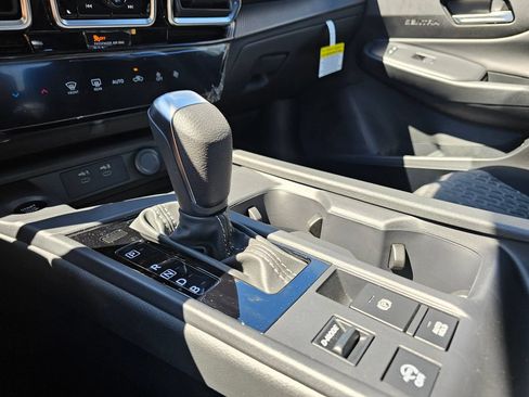 New 2026 Nissan Sentra SV w/ Floor Mat Package FWD image 19