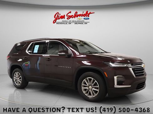Used 2023 Chevrolet Traverse LT w/ LPO, Floor Liner Package AWD/4WD image 1