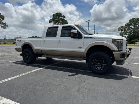Used 2014 Ford F350 King Ranch w/ FX4 Off-Road Package AWD/4WD image 4