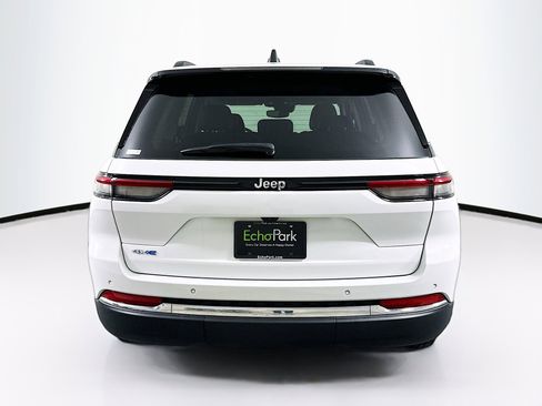 Used 2022 Jeep Grand Cherokee Limited 4xe image 7