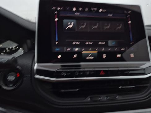 New 2026 Jeep Compass Latitude AWD/4WD image 24