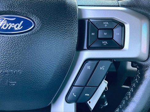 Certified 2019 Ford F250 Lariat w/ Chrome Package image 20