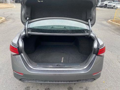 Used 2024 Nissan Sentra SV image 9