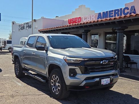 Used 2024 Chevrolet Colorado Z71 w/ Z71 Convenience Package 2 image 1