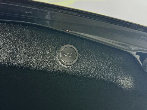 Used 2025 Tesla Model 3 Long Range image 29