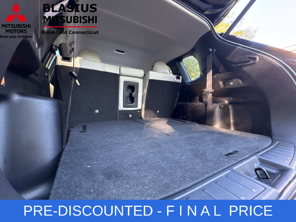 Used 2024 Mitsubishi Outlander SEL AWD/4WD image 45