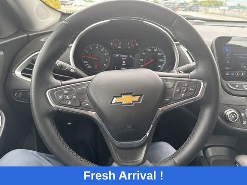 Used 2023 Chevrolet Malibu RS FWD image 5