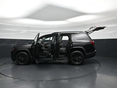 Used 2023 GMC Acadia AT4 w/ Technology Package AWD/4WD image 34