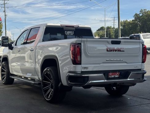 Used 2022 GMC Sierra 1500 SLT w/ SLT Premium Package RWD image 5