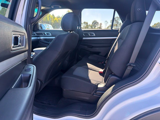 Used 2017 Ford Explorer XLT FWD image 19