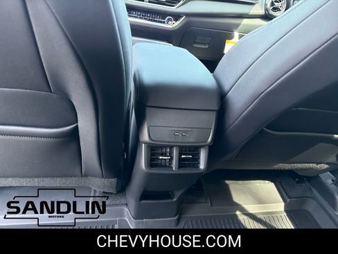 New 2026 Chevrolet Equinox LT w/ Convenience Package II image 26