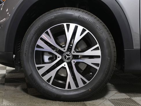 New 2026 Mercedes-Benz GLB 250 4MATIC image 12