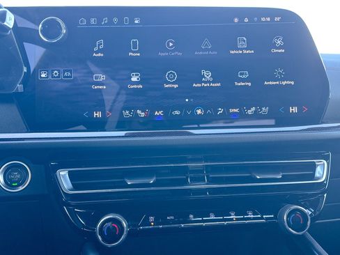 Certified 2024 Chevrolet Traverse RS w/ LPO, Floor Liner Package image 27