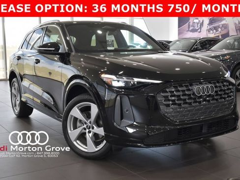 Used 2025 Audi Q5 Premium Plus w/ Premium Plus image 1