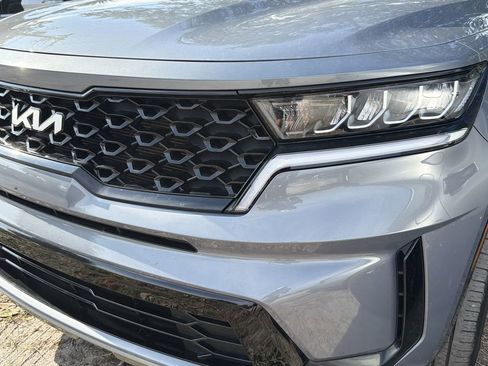 Certified 2023 Kia Sorento S w/ Panoramic Sunroof Package FWD image 4