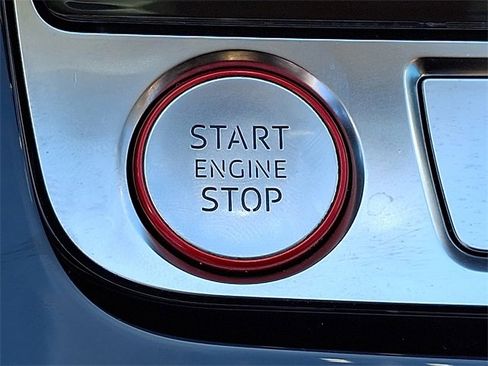 Used 2020 Audi S8 L w/ S8 Executive Package image 19