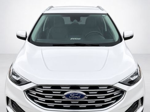 Used 2021 Ford Edge Titanium FWD image 25
