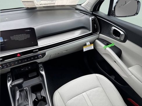 New 2026 Kia Sorento S AWD/4WD image 13
