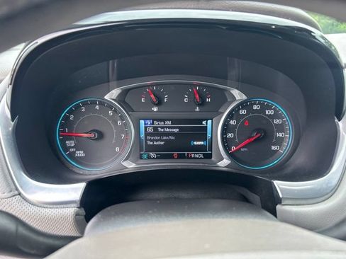 Used 2019 Chevrolet Traverse Premier w/ Driver Confidence II Package FWD image 12