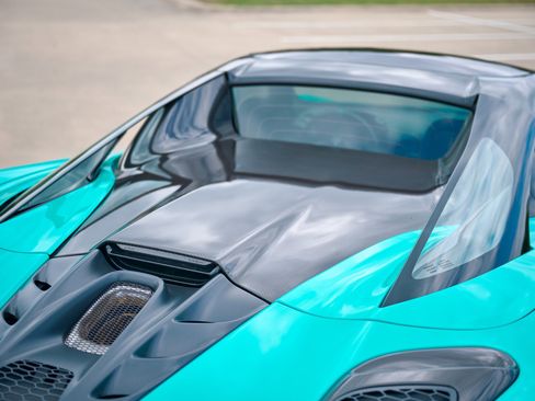 Used 2025 McLaren Artura Spider RWD image 17
