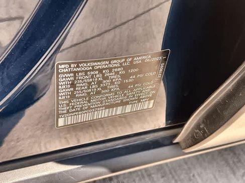 Used 2023 Volkswagen ID.4 Pro AWD/4WD image 22
