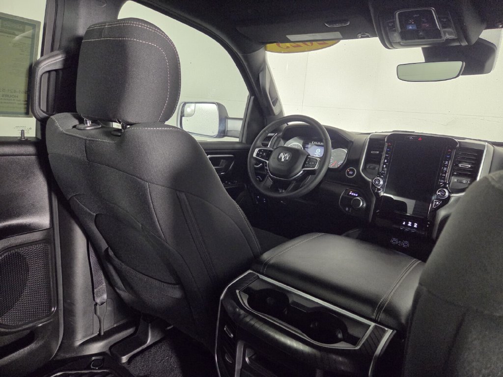Used 2025 RAM 1500 Big Horn RWD image 30
