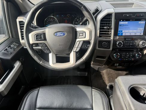 Used 2018 Ford F150 Lariat AWD/4WD image 14
