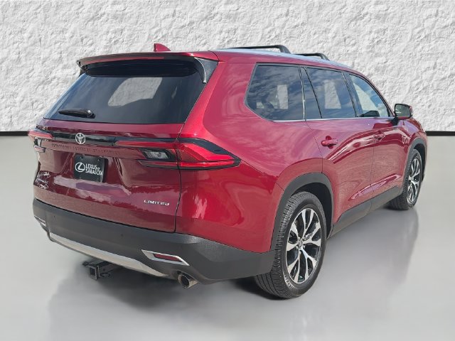 Used 2024 Toyota Grand Highlander AWD Hybrid image 3