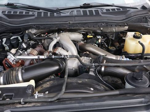 Used 2022 Ford F550 2WD Crew Cab Super Duty w/ Power Equipment Group image 14