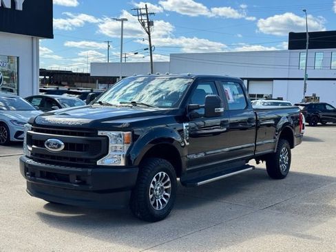 Used 2020 Ford F350 XL w/ Power Equipment Group AWD/4WD image 2