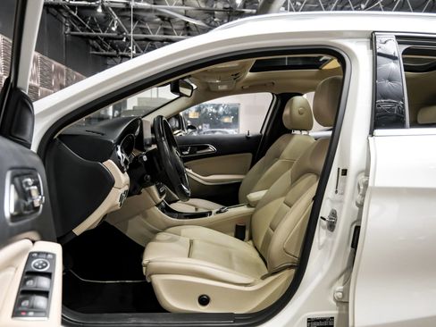 Used 2019 Mercedes-Benz GLA 250 image 4